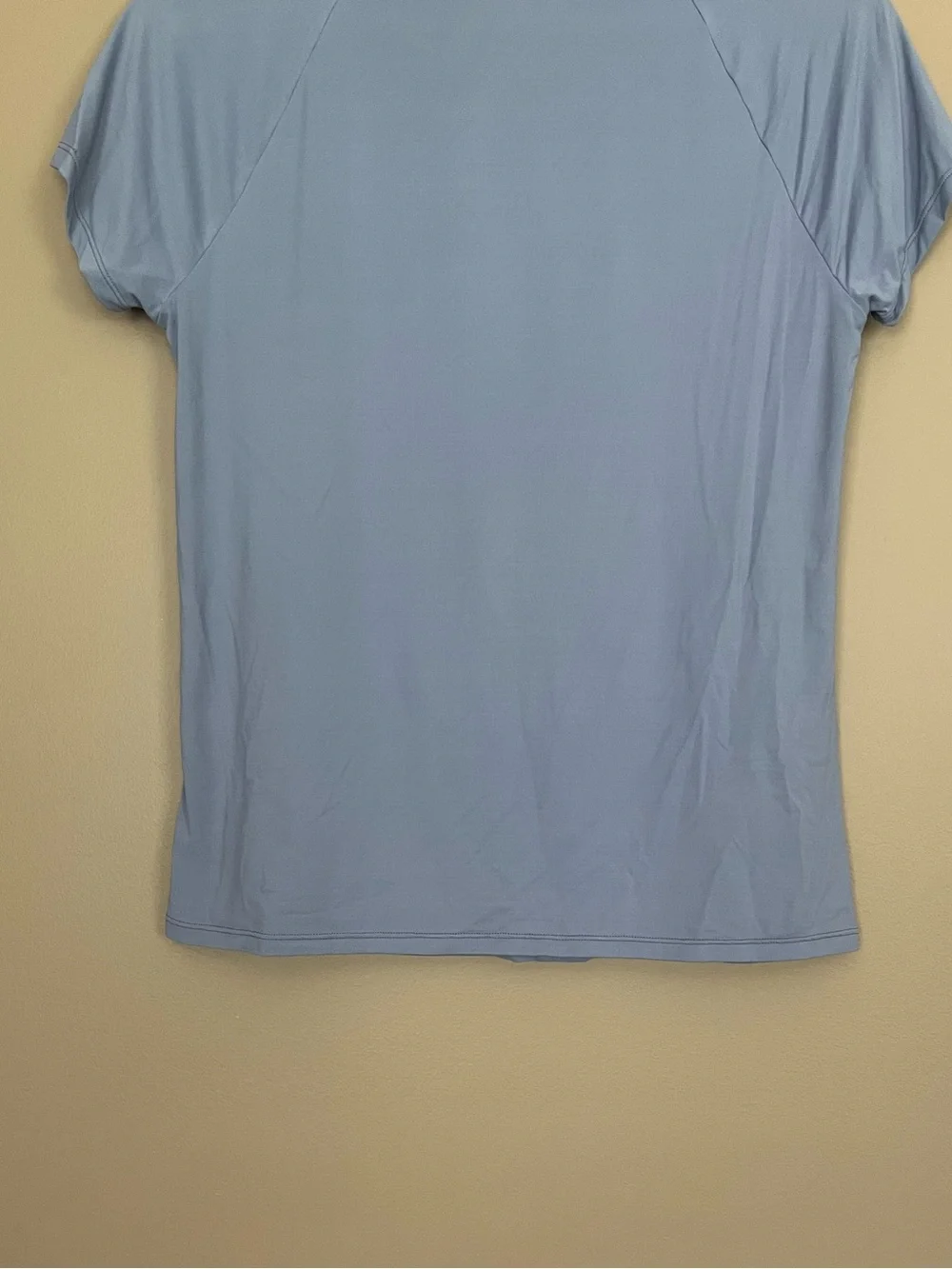 {Alo} Short Sleeve Performance Tee - Womens Small